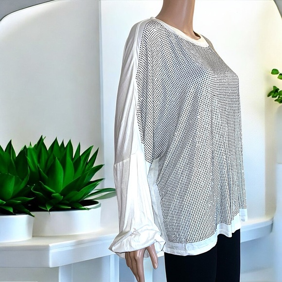 NWT Vocal Ivory Dolman Long Sleeve Rhinestone Top - Picture 13 of 16